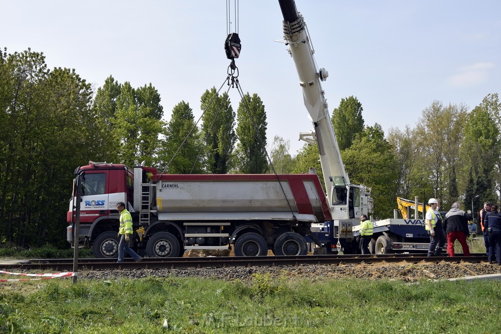 Schwerer VU LKW Zug Bergheim Kenten Koelnerstr P516.JPG - Miklos Laubert